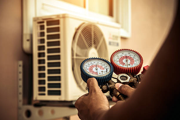 Professional Ductwork Repair technician working in Livingston, TN
